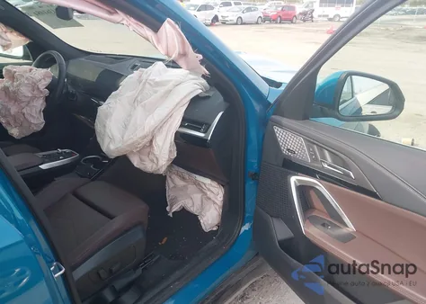 2025 BMW X1 xDrive28I z USA, uszkodzony, nr VIN WBX73EF00S5094268